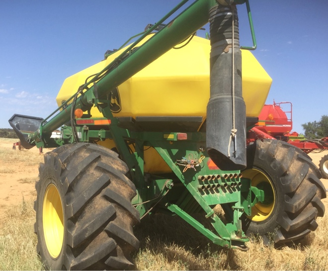 John Deere 1910 Air Cart For Sale AS NEW Machinery
